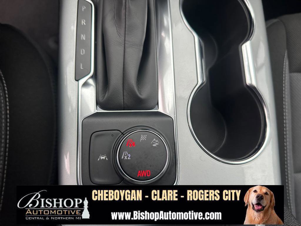 Used 2025 Chevrolet Blazer LT image 32