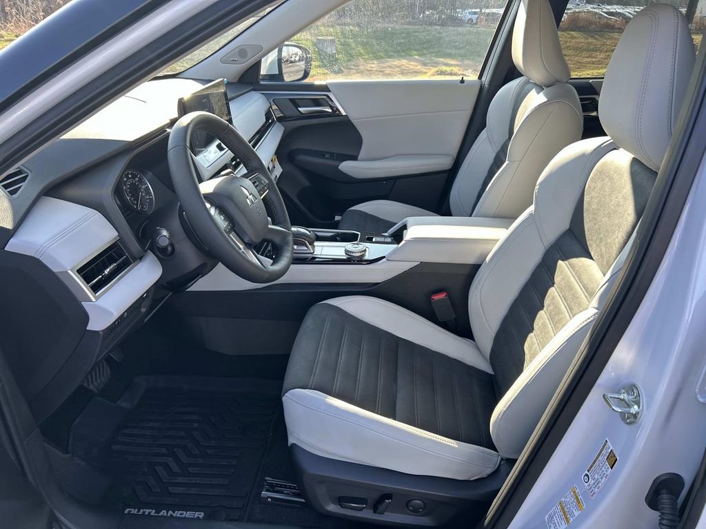 New 2026 Mitsubishi Outlander SE AWD/4WD image 21