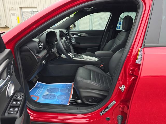 Used 2025 Dodge Hornet GT Plus w/ GT Plus Package AWD/4WD image 9