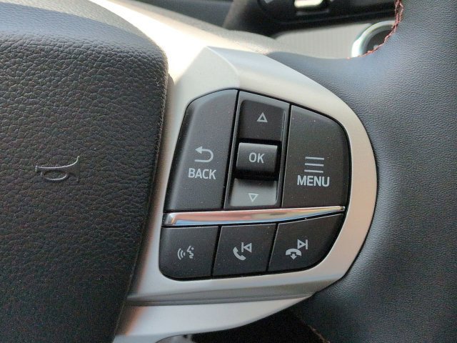 New 2026 Ford Explorer Active RWD image 29