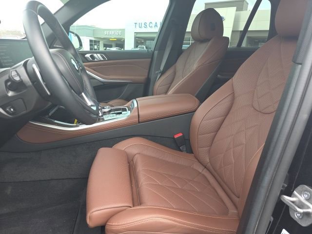Used 2023 BMW X5 xDrive40i w/ Premium Package image 9