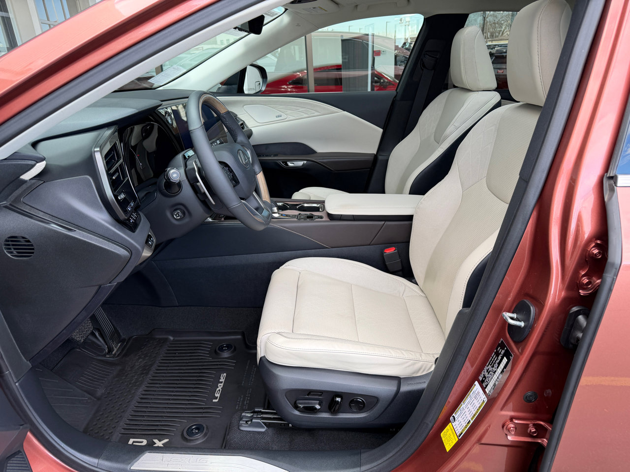 Used 2023 Lexus RX 350 AWD image 3