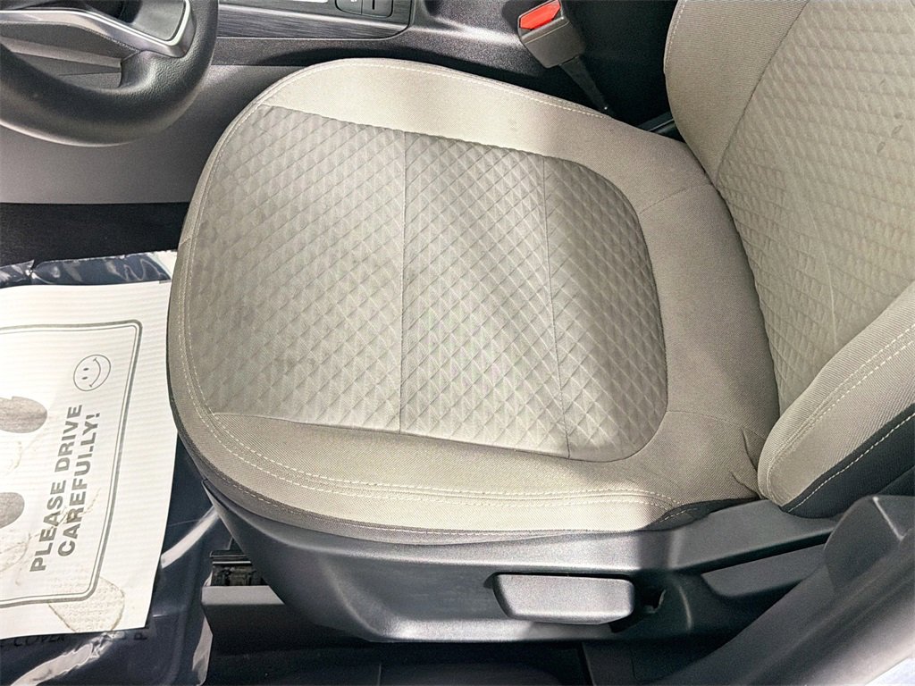 Used 2022 Ford Escape SE image 17