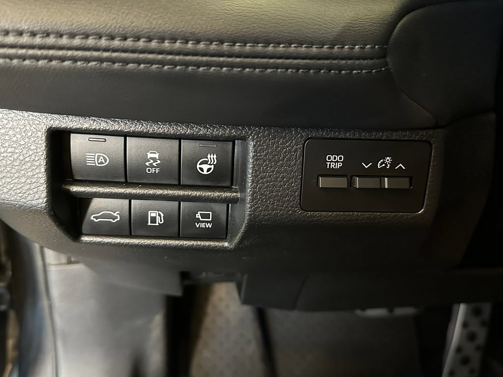 Used 2019 Toyota Avalon Touring w/ Advanced Safety Package FWD image 18