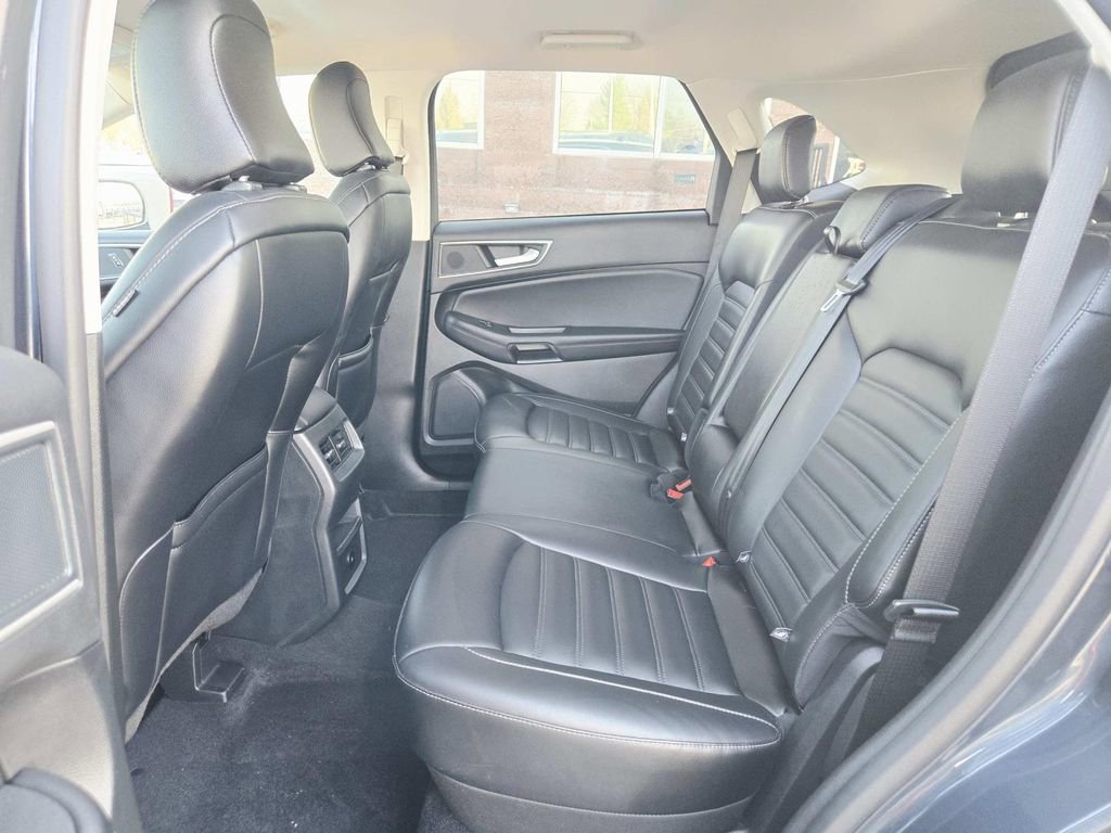 Used 2024 Ford Edge SEL image 12