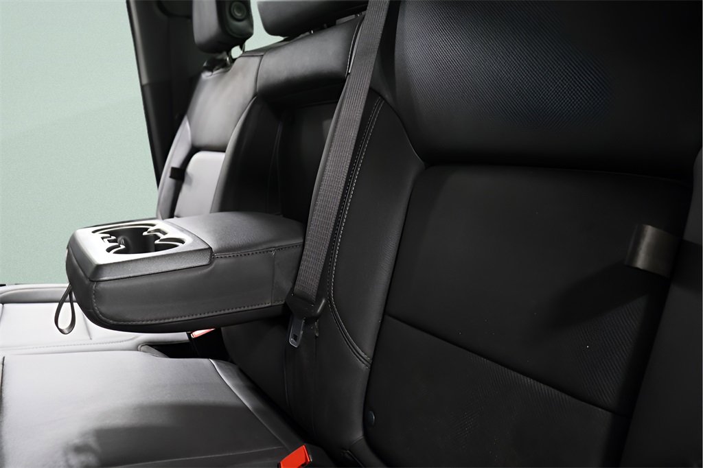 Used 2024 GMC Sierra 2500 SLT w/ SLT Convenience Package image 25