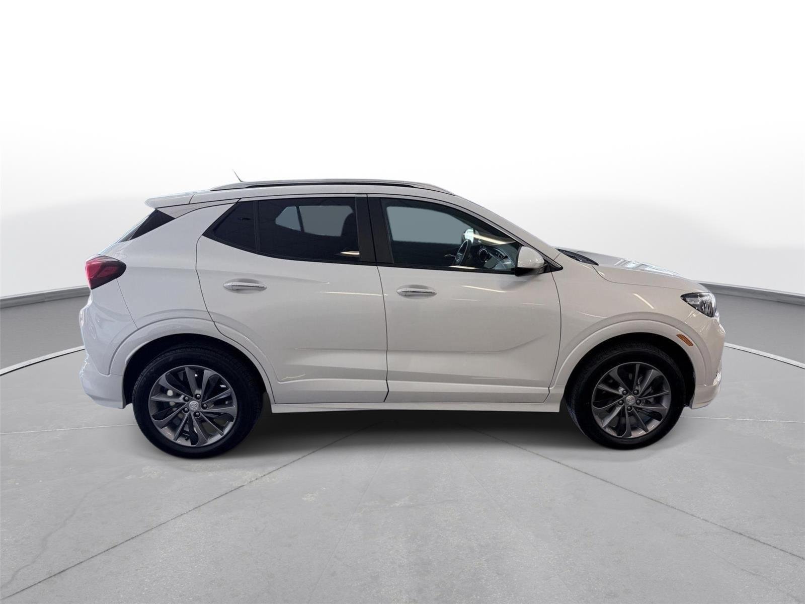 Used 2021 Buick Encore GX Select w/ Sport Touring Package AWD/4WD image 21