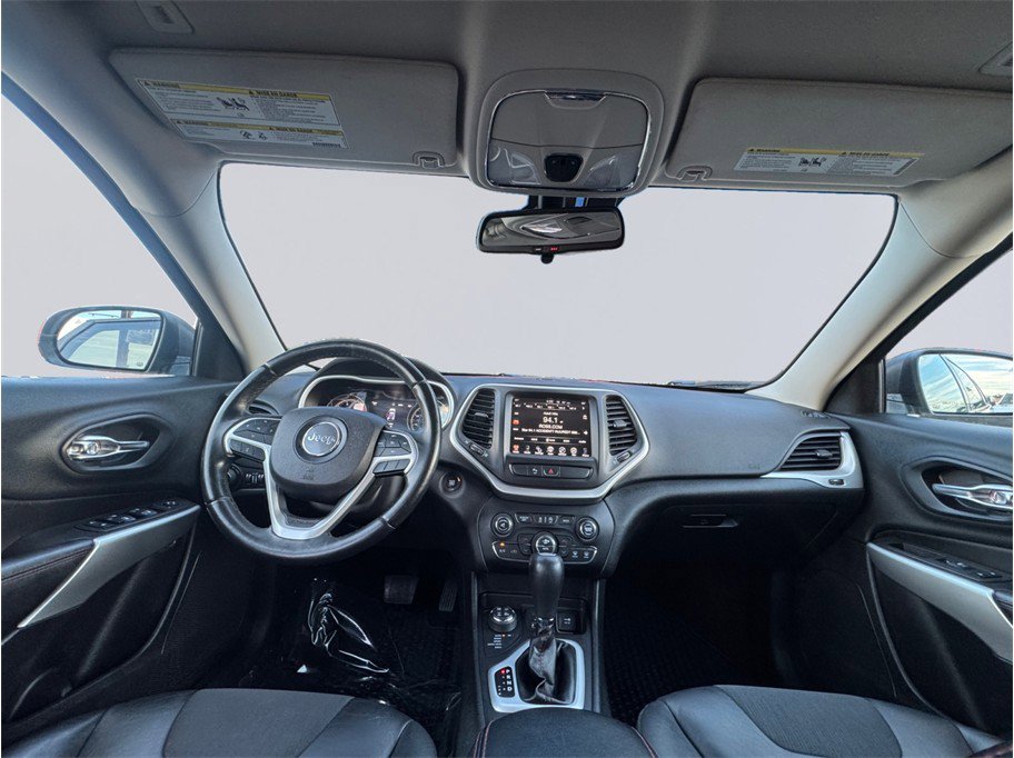 Used 2018 Jeep Cherokee Trailhawk w/ Trailer Tow Group image 21