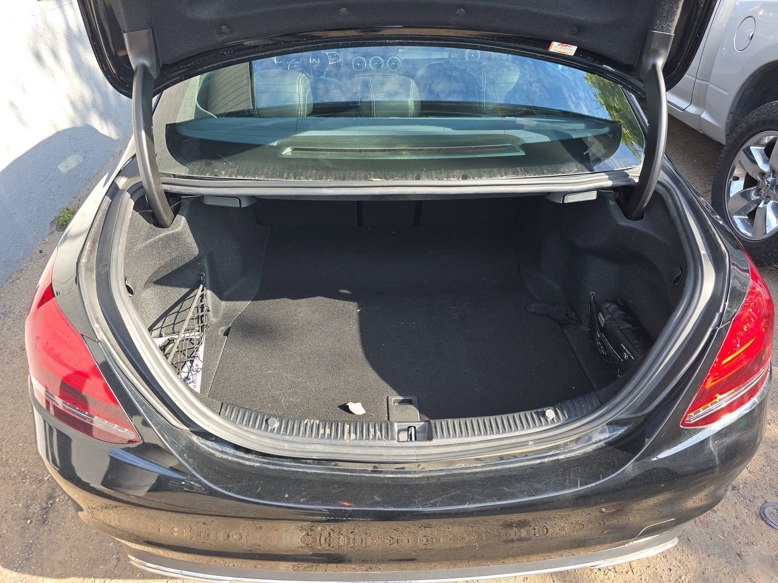 Used 2019 Mercedes-Benz C 300 Sedan w/ Premium Package image 16