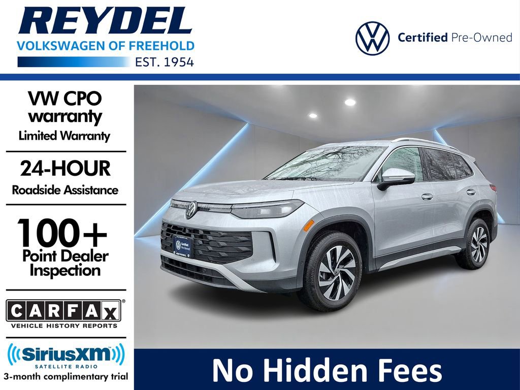 Used 2025 Volkswagen Tiguan S image 1