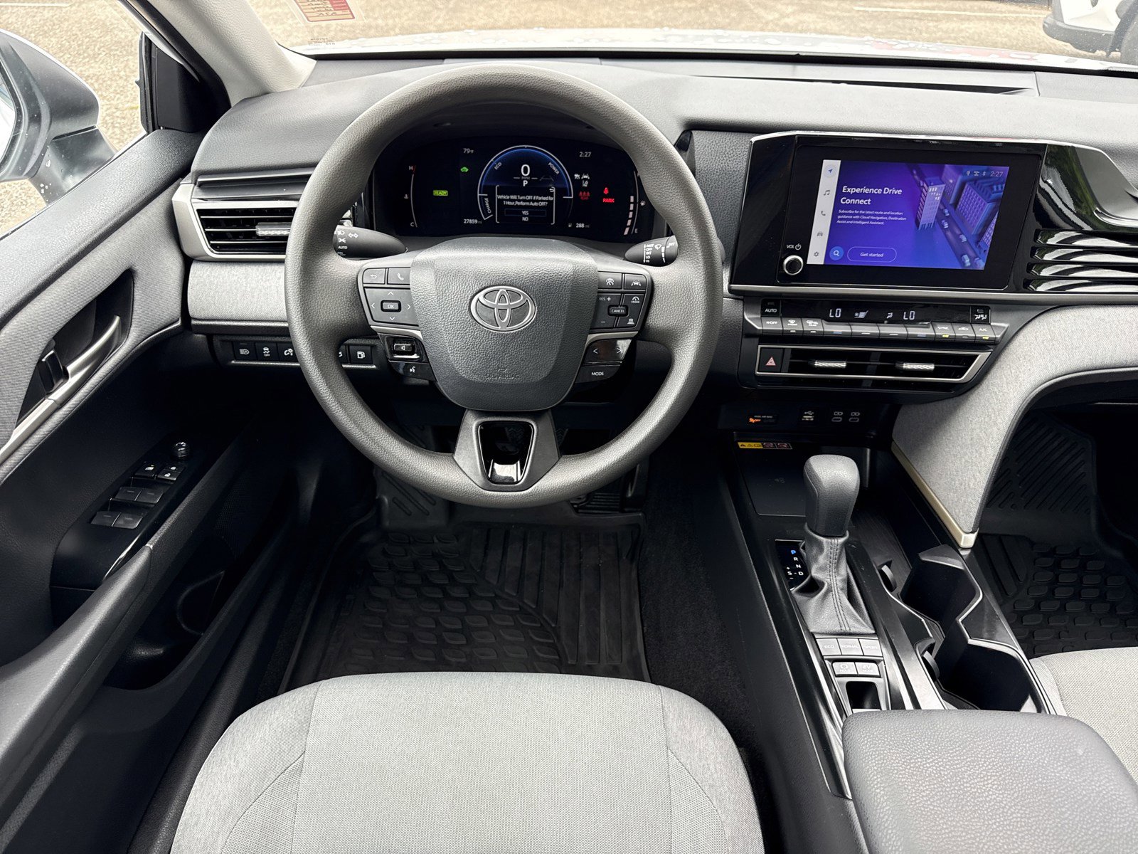 Used 2025 Toyota Camry LE w/ Convenience Package FWD image 15