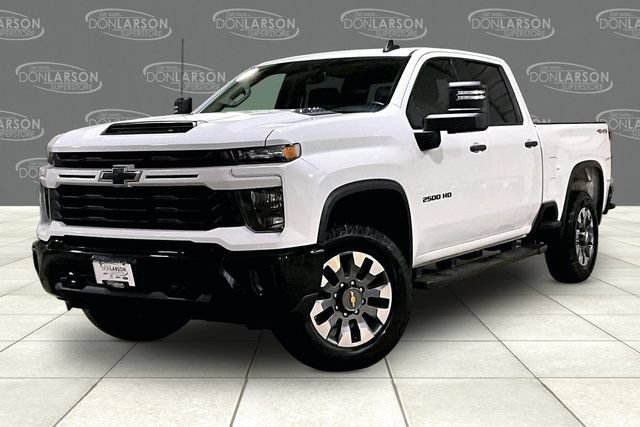 Certified 2024 Chevrolet Silverado 2500 Custom AWD/4WD image 3