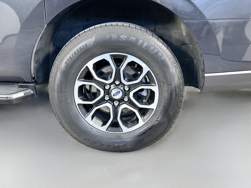 Used 2023 Ford Expedition Max XLT AWD/4WD image 33