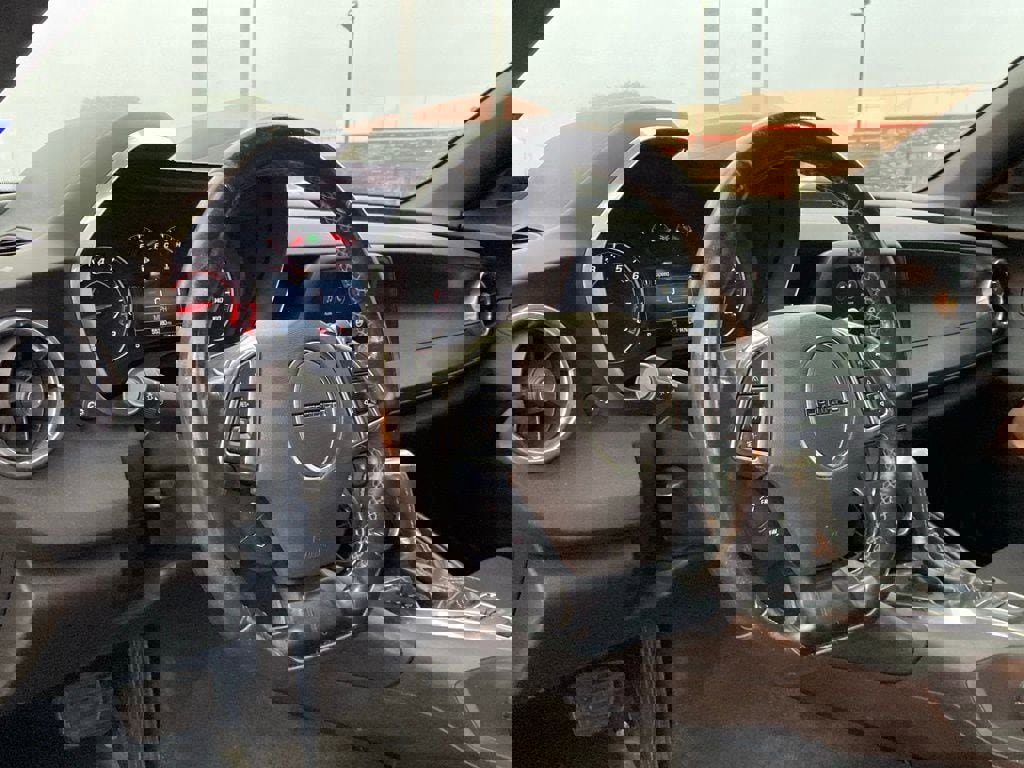 Used 2019 Chevrolet Camaro LT image 9