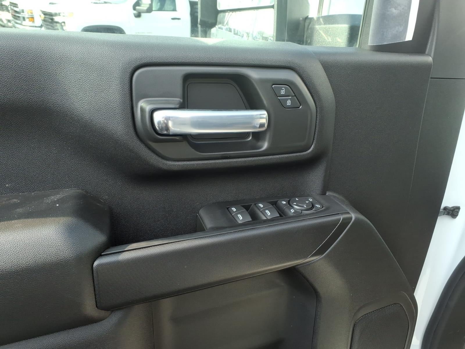 New 2024 Chevrolet Express 3500 w/ Power Convenience Package RWD image 5