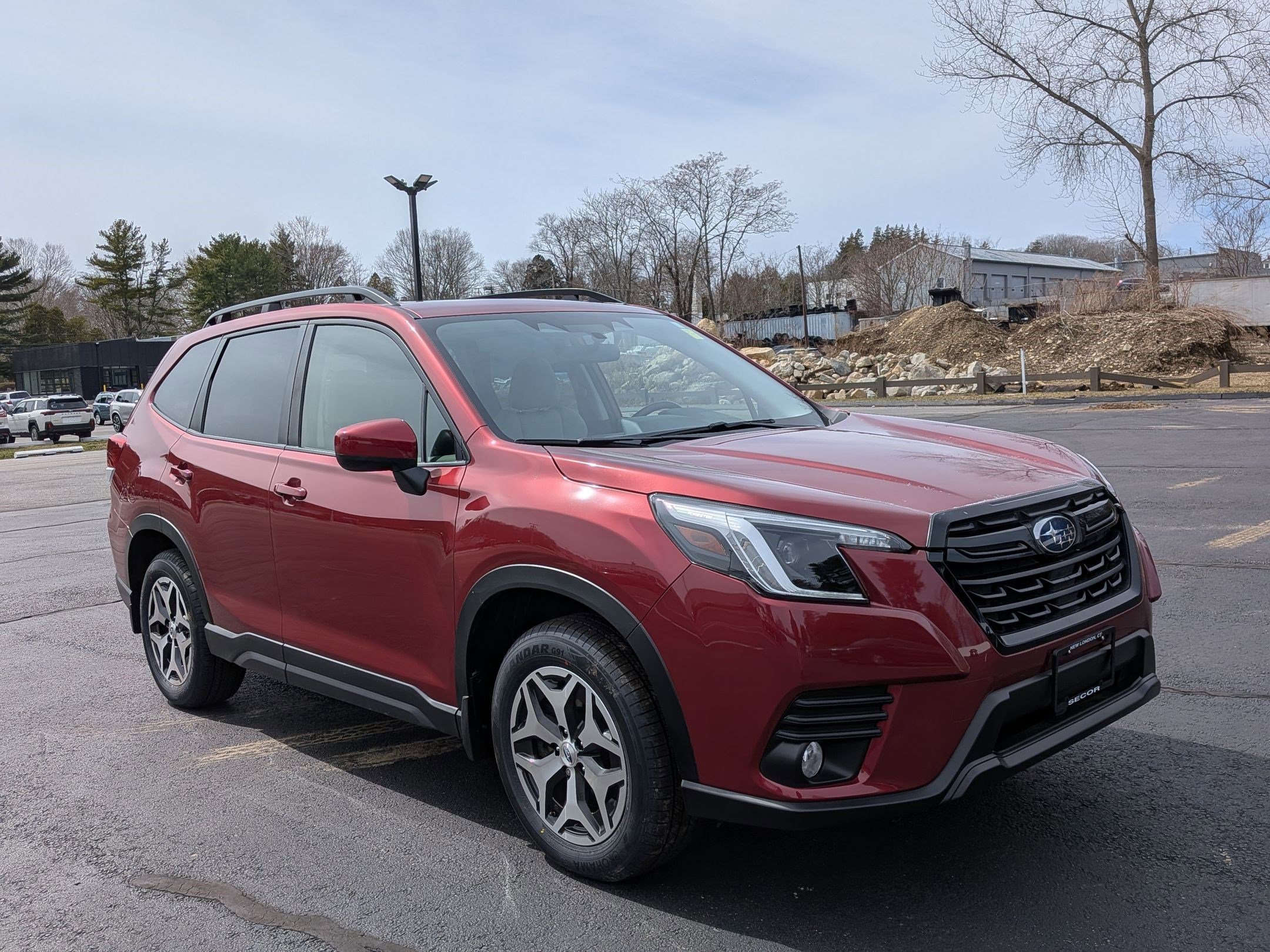 Used 2012 Subaru Forester 2.5X Premium w/ All-Weather Pkg image 6