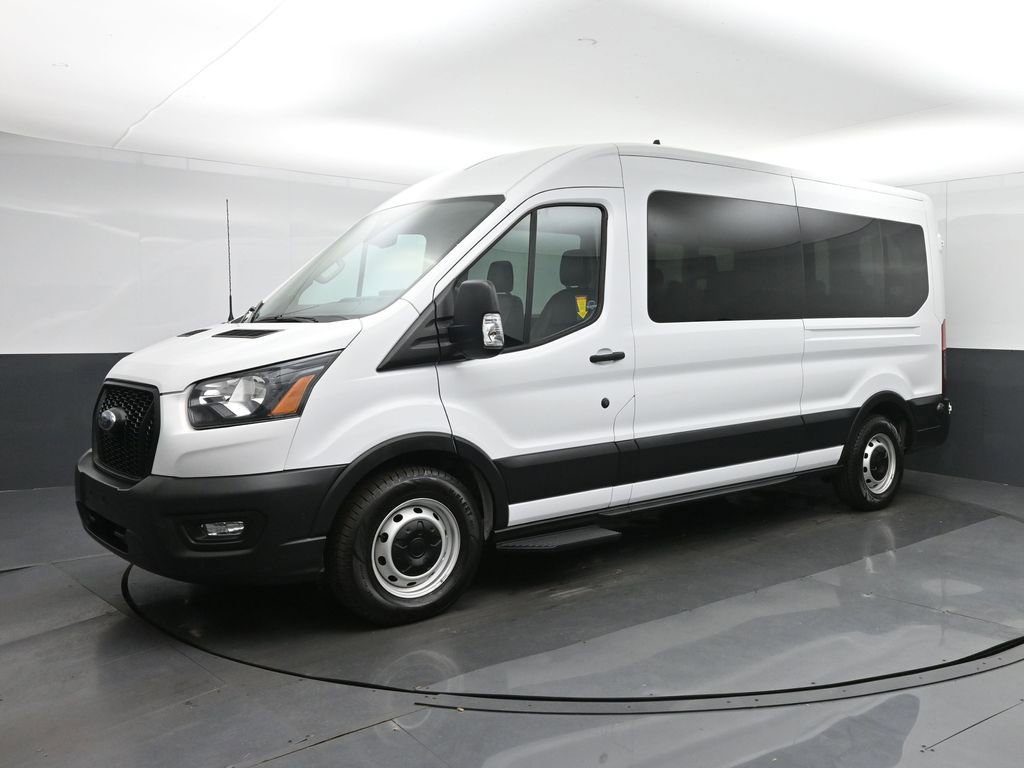 Used 2023 Ford Transit 350 XL image 3