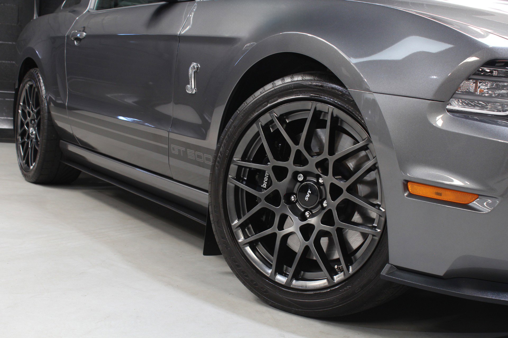 Used 2014 Ford Mustang Shelby GT500 w/ Equipment Group 821A RWD image 25
