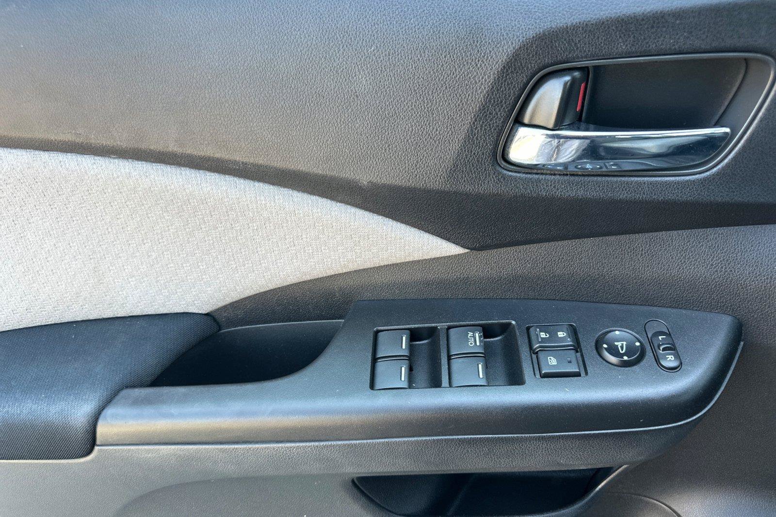 Used 2015 Honda CR-V EX image 10