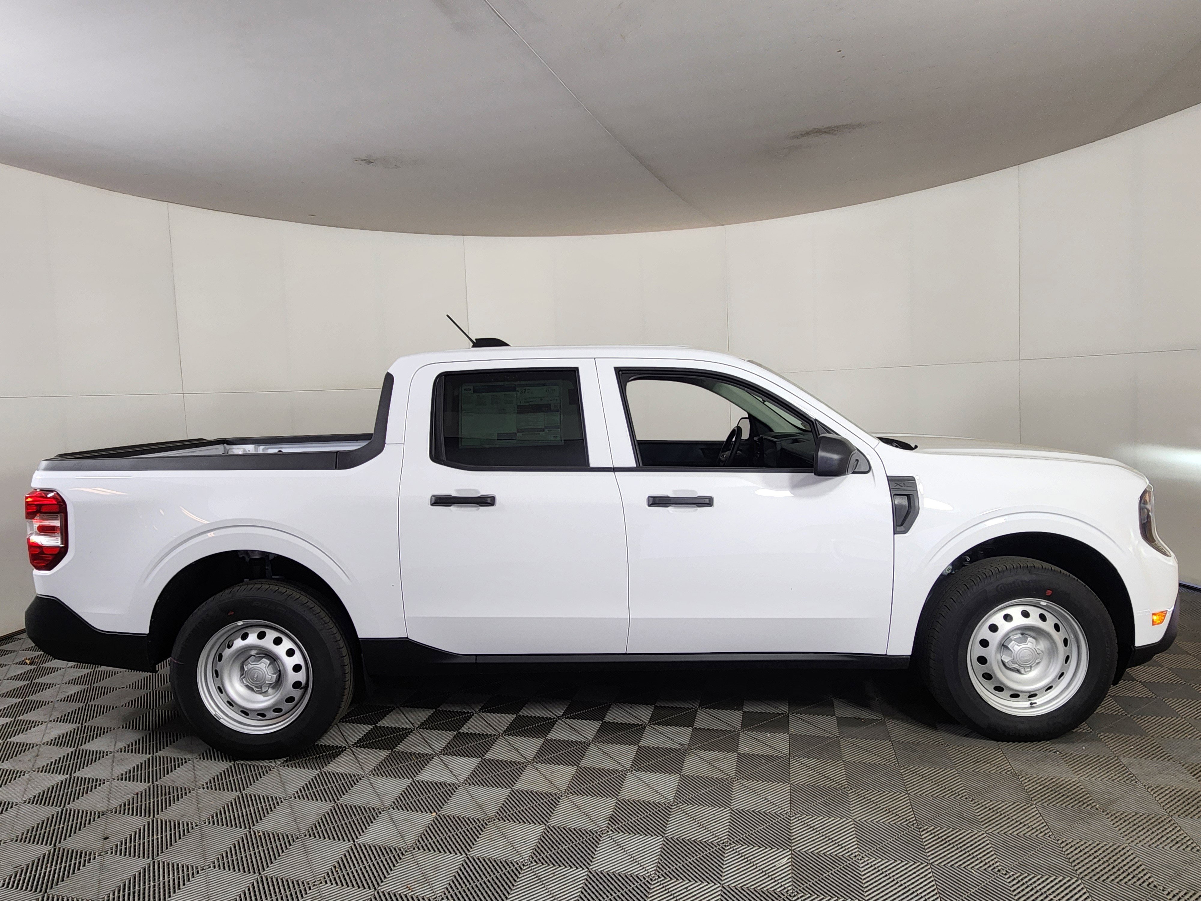 New 2026 Ford Maverick XL w/ Equipment Group 101A image 9