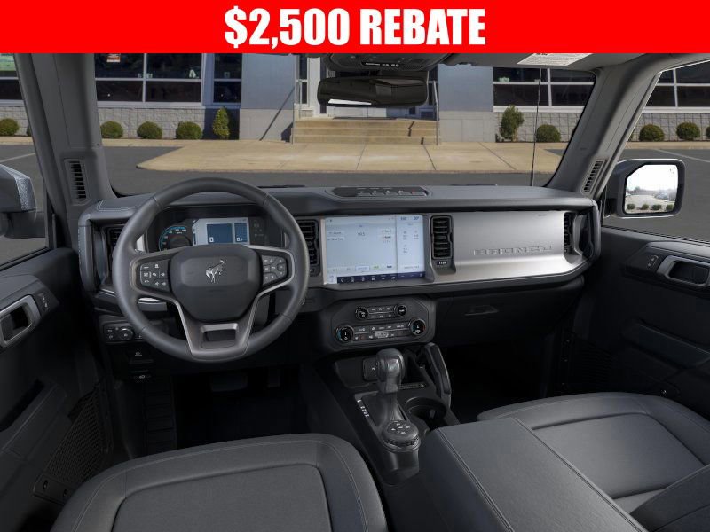 New 2025 Ford Bronco Outer Banks w/ Sasquatch Package image 9