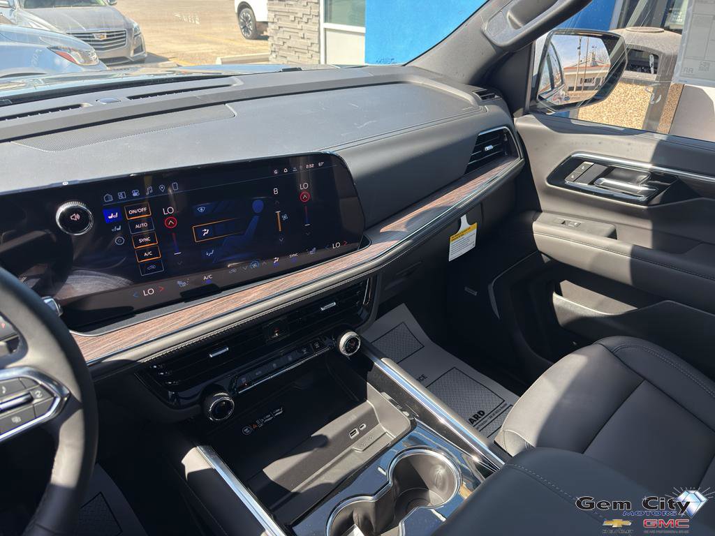 New 2026 Chevrolet Suburban Z71 w/ Comfort Package AWD/4WD image 20