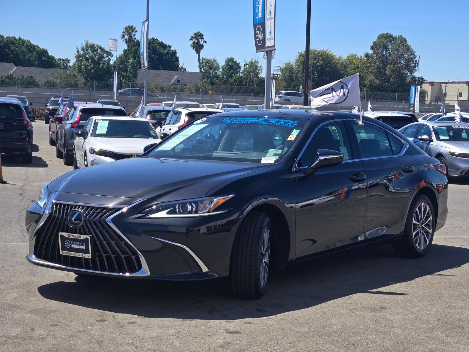 Used 2025 Lexus ES 350 FWD image 3