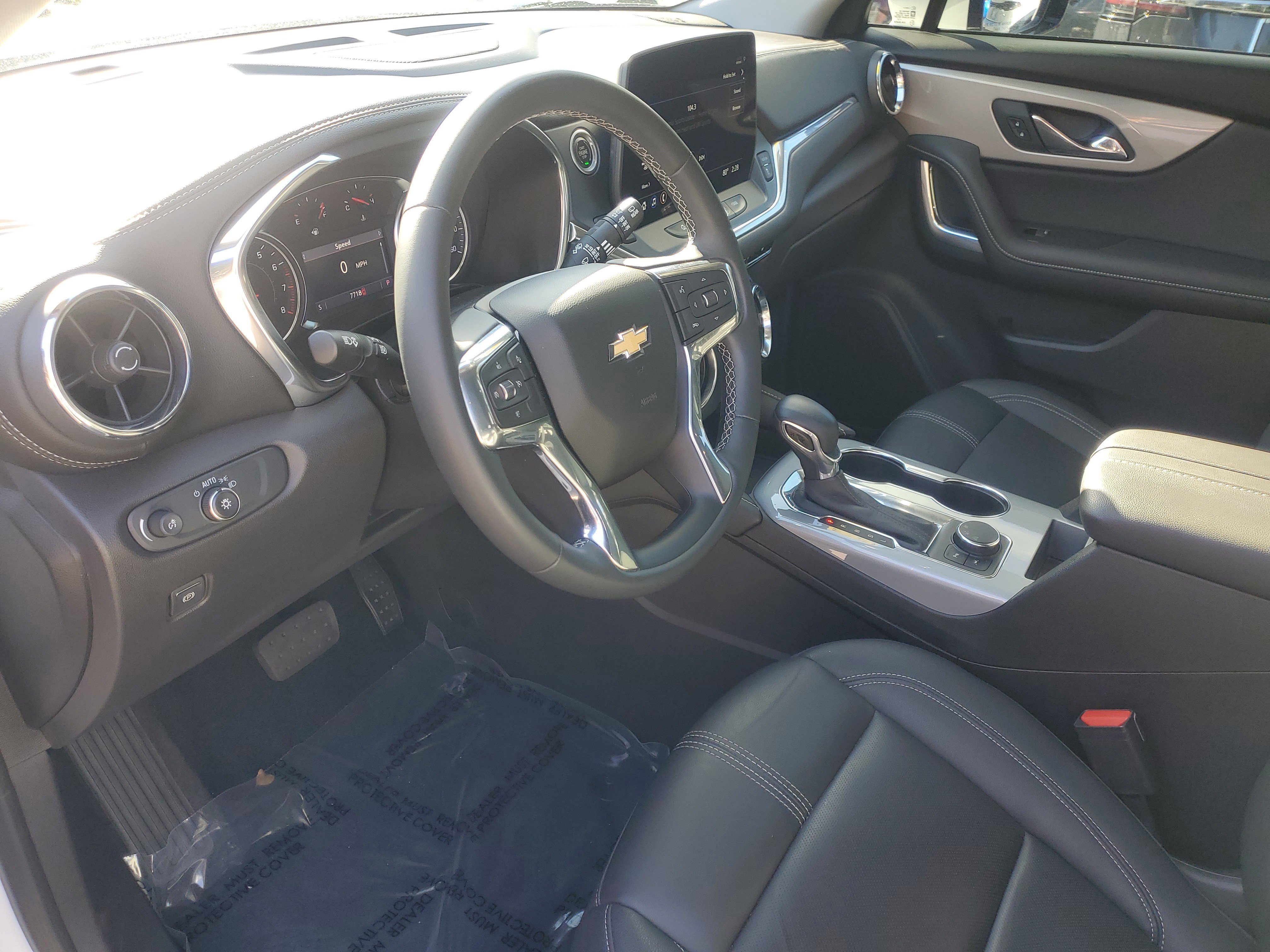 Used 2023 Chevrolet Blazer LT image 16