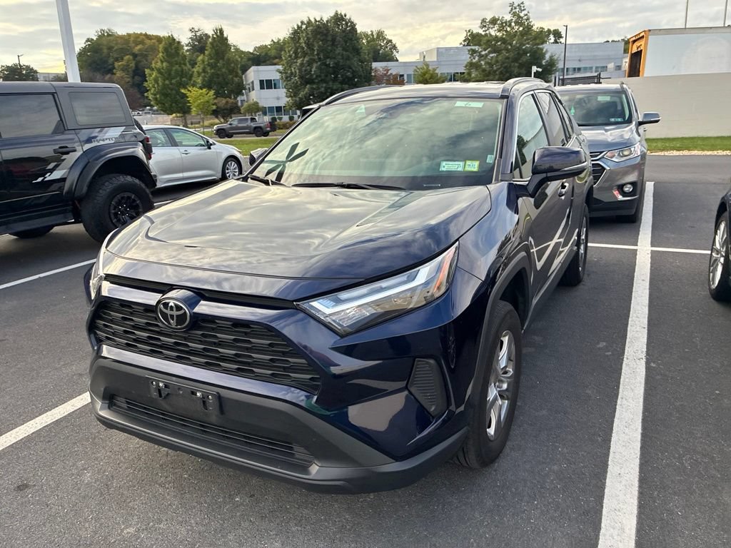 Certified 2025 Toyota RAV4 XLE AWD/4WD image 14