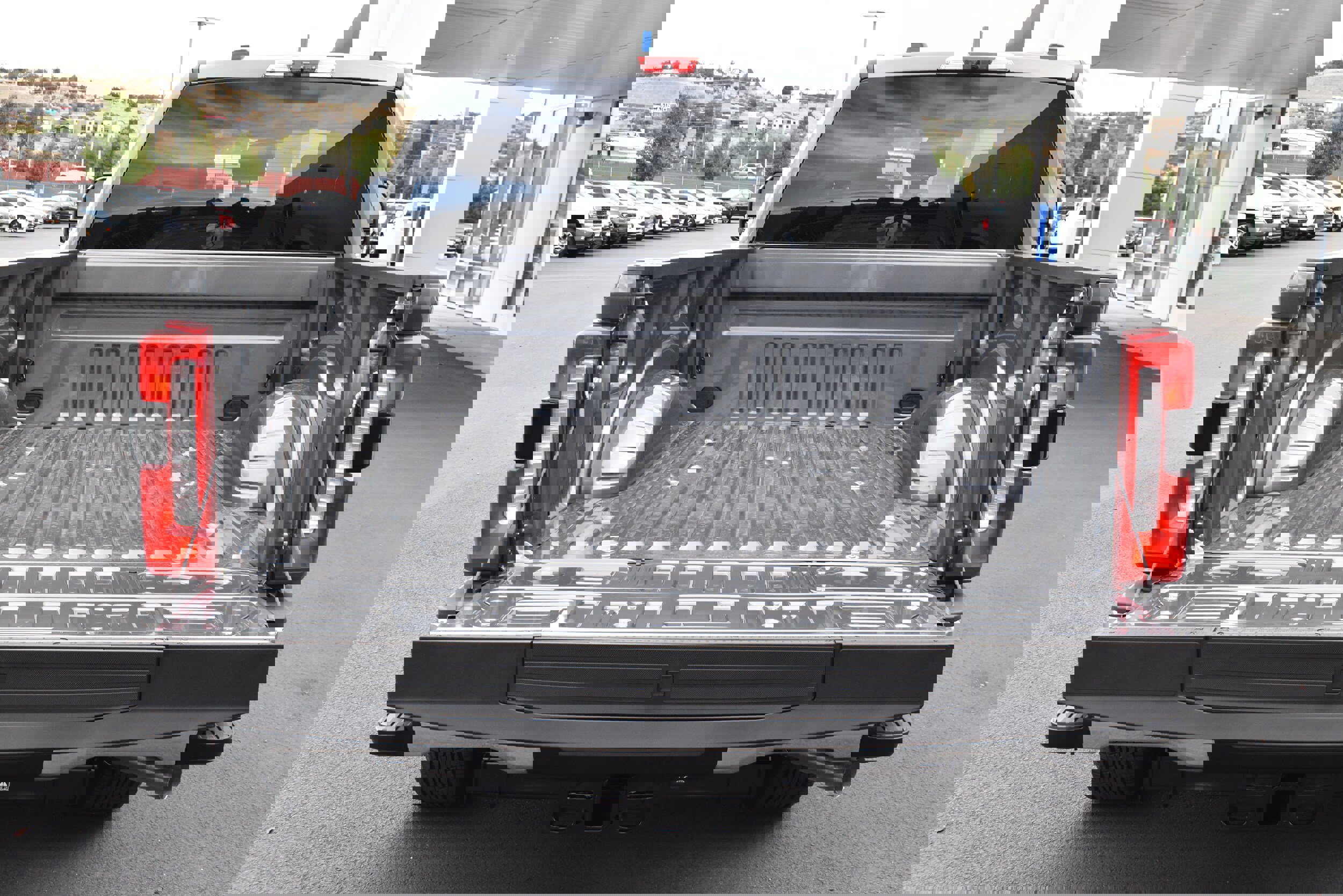 New 2026 Ford F350 Lariat image 15