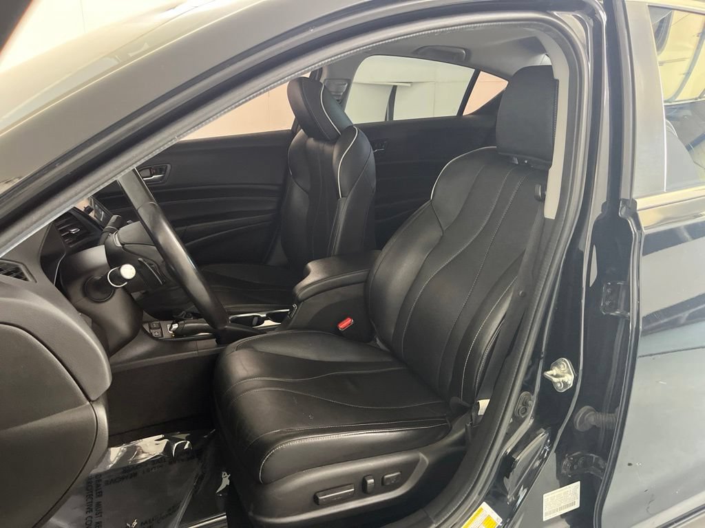 Used 2019 Acura ILX w/ Technology Package FWD image 18