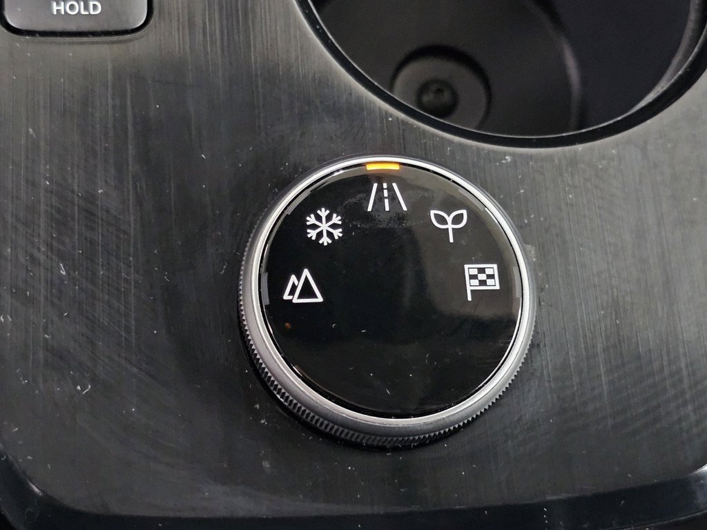 Used 2023 Nissan Rogue SV AWD/4WD image 19