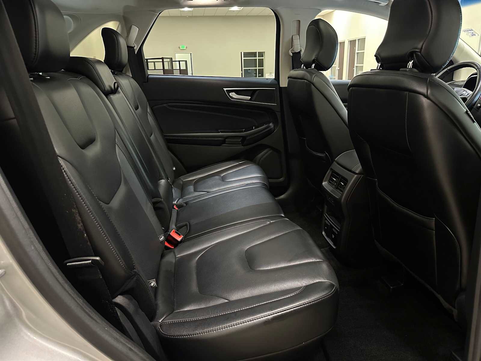 Used 2017 Ford Edge Titanium w/ Canadian Touring Package image 24