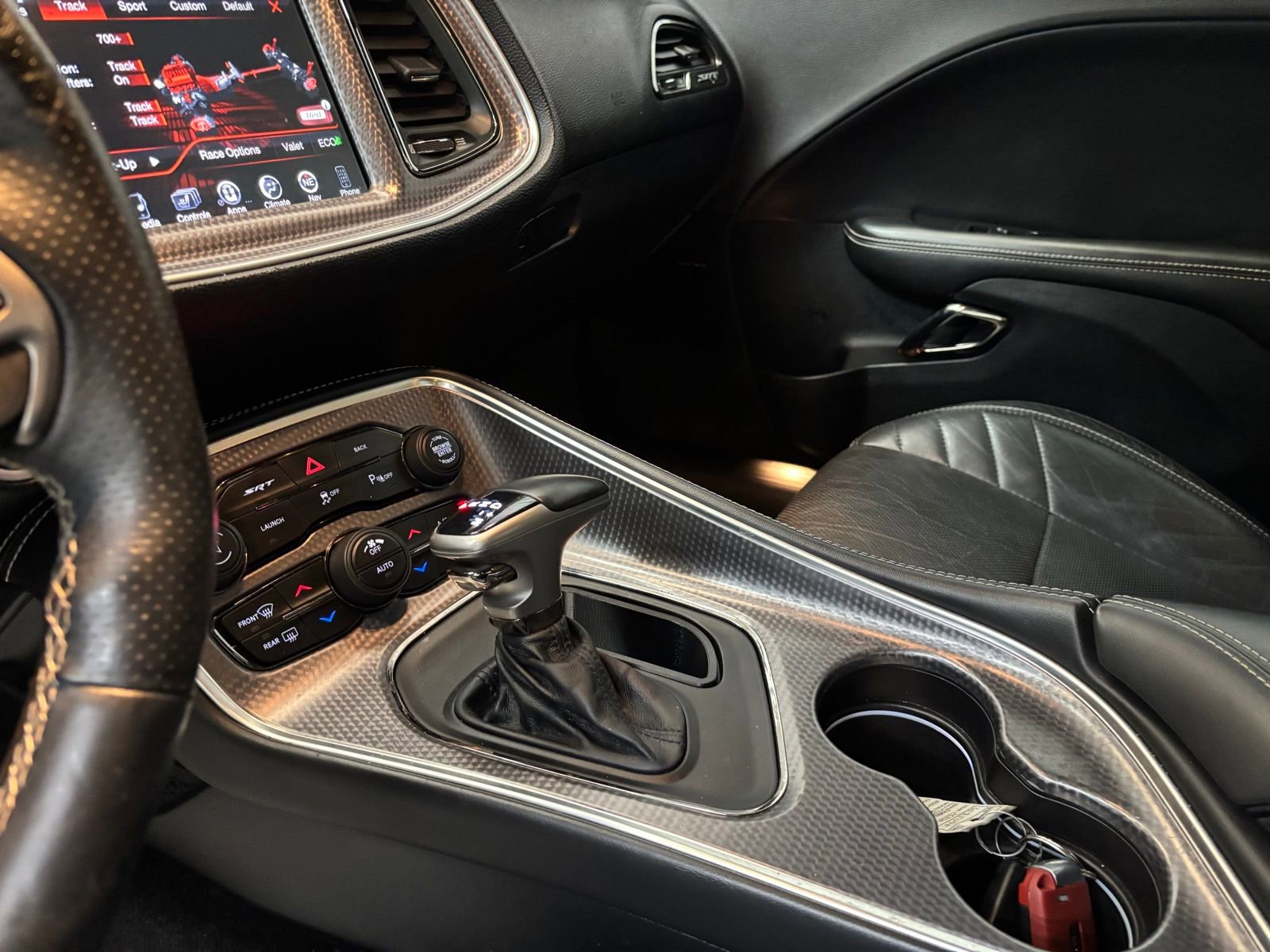 Used 2016 Dodge Challenger SRT Hellcat image 24