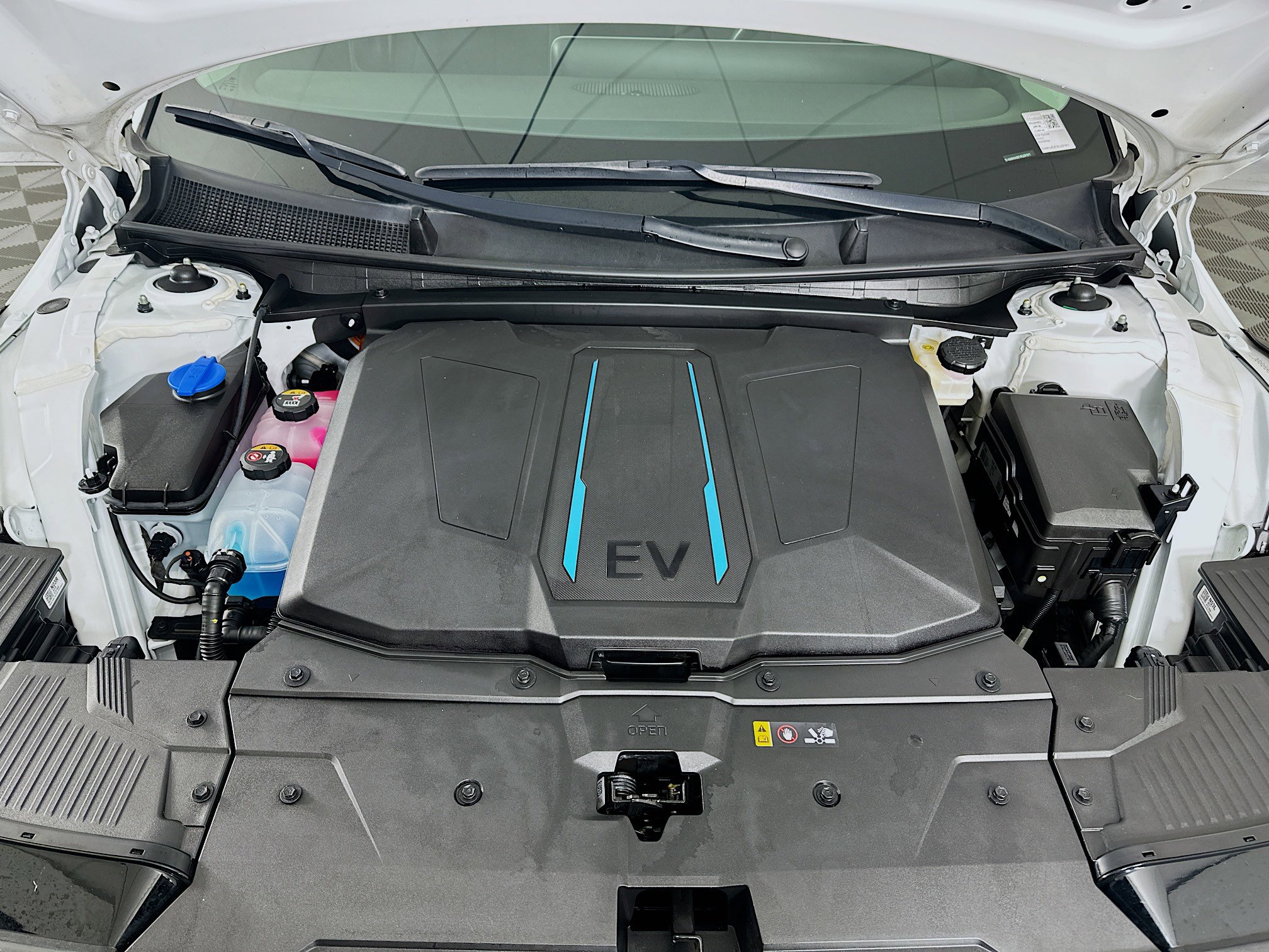 Used 2024 Hyundai Ioniq 5 SEL image 33