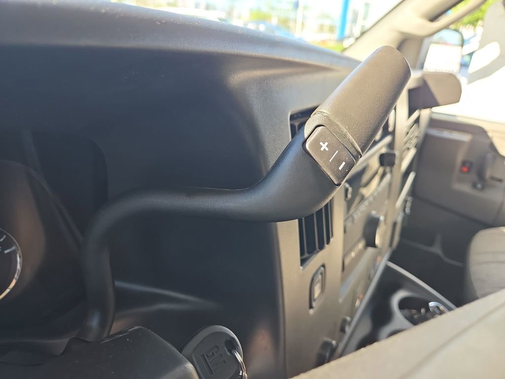 New 2026 Chevrolet Express 2500 w/ Driver Convenience Package image 7