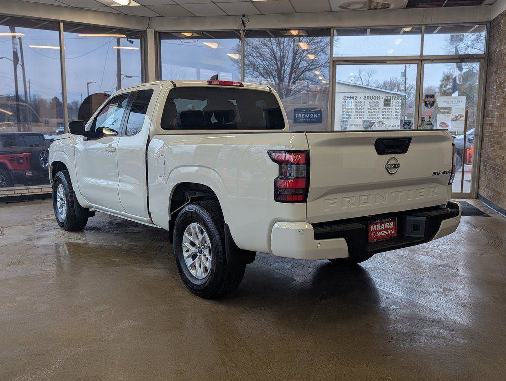 Used 2024 Nissan Frontier SV w/ Technology Package image 3