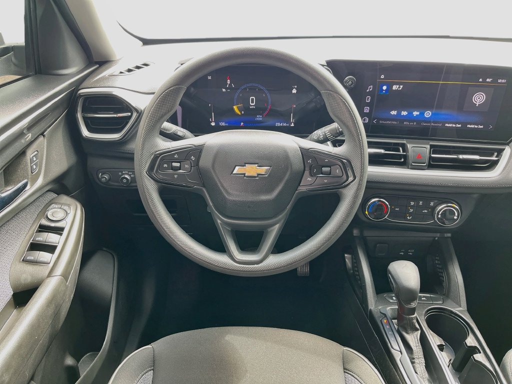 Used 2025 Chevrolet TrailBlazer LS w/ LS Convenience Package FWD image 20