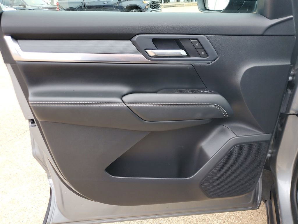 Used 2026 GMC Terrain Elevation FWD image 16