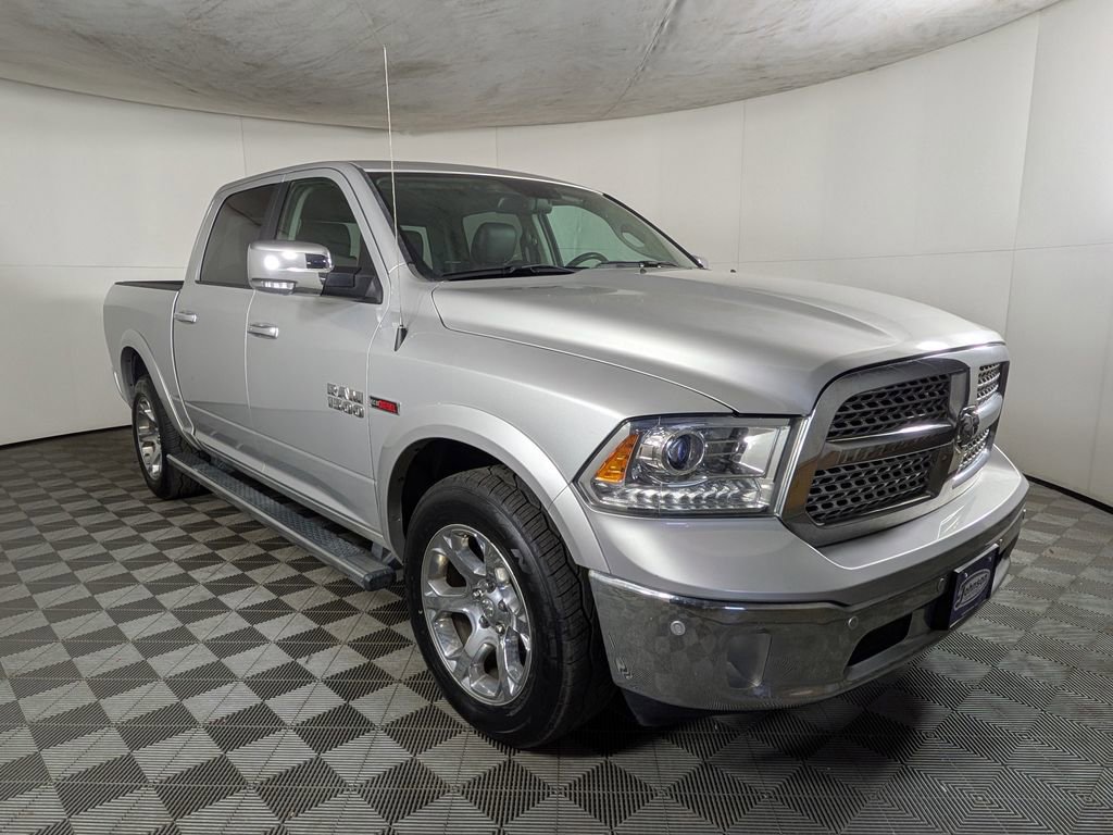 Used 2017 RAM 1500 Laramie w/ Convenience Group image 5