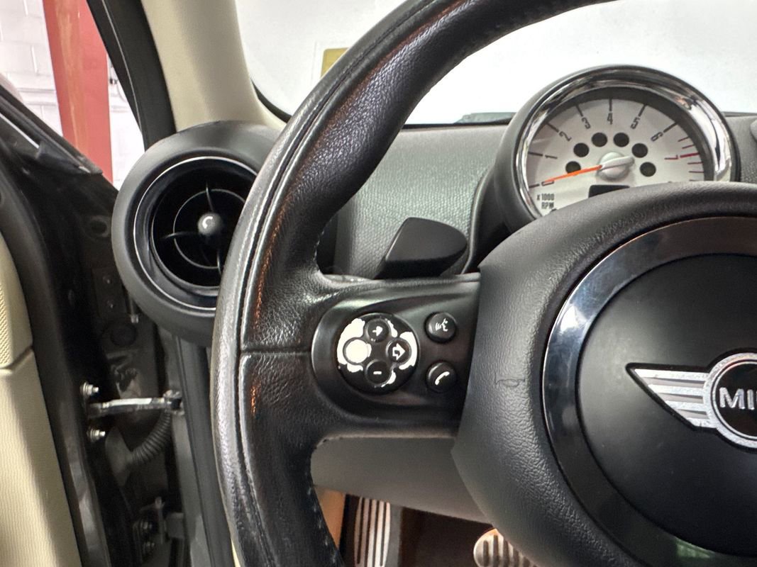 Used 2013 MINI Cooper Countryman S image 11