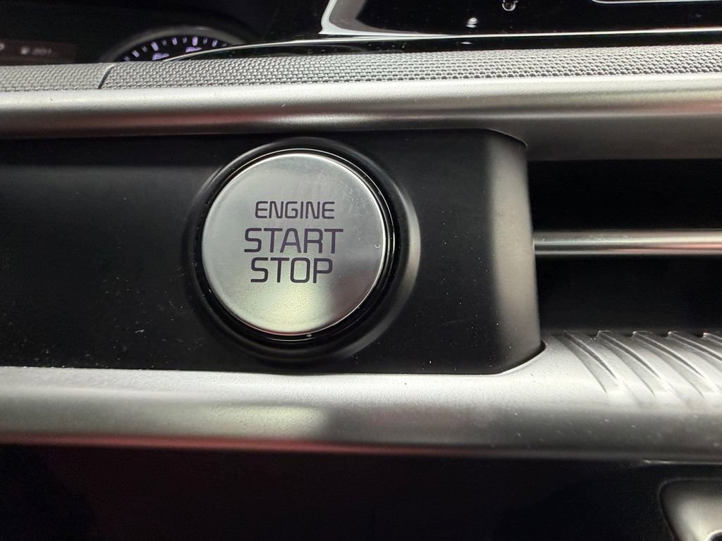 Used 2023 Kia K5 GT-Line image 25