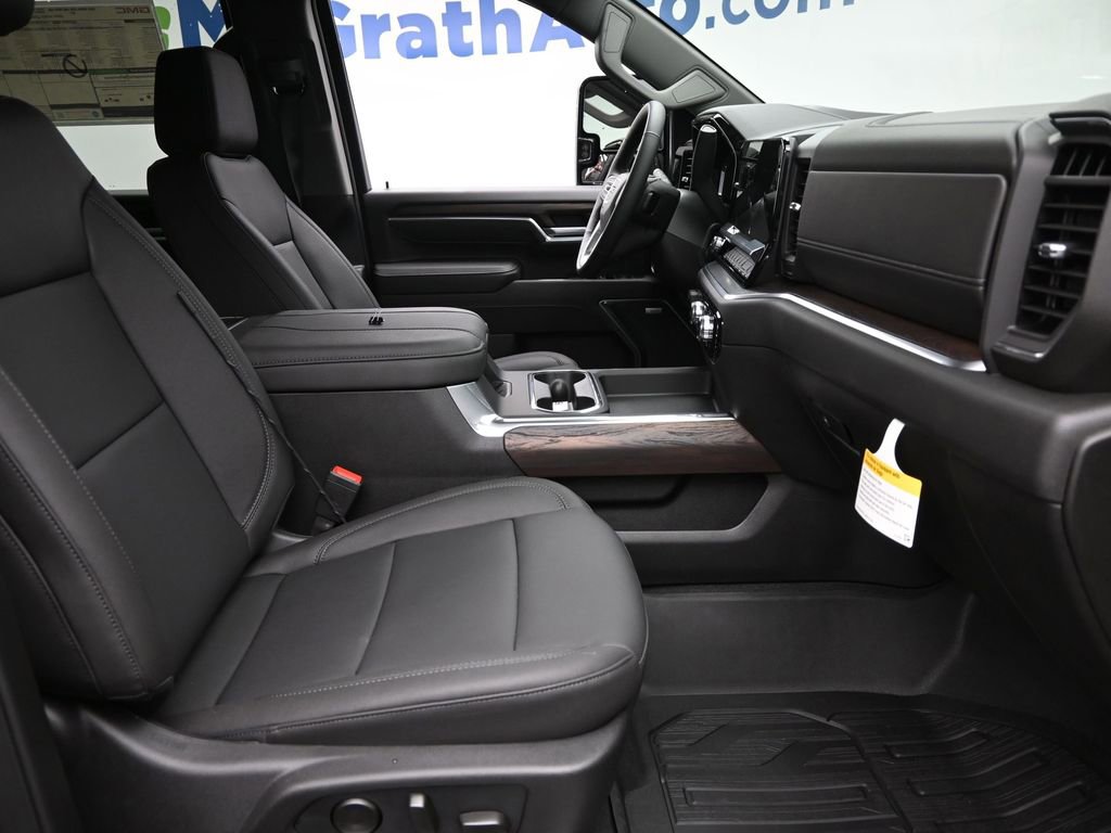 New 2026 GMC Sierra 2500 SLT w/ SLT Convenience Package image 6