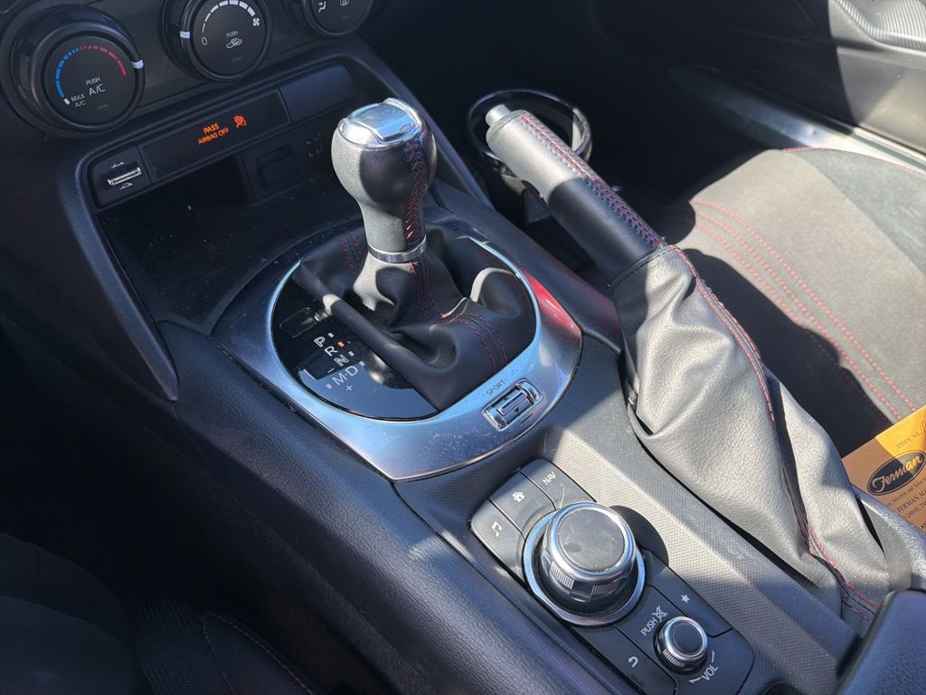 Used 2017 MAZDA MX-5 Miata RF Club image 20