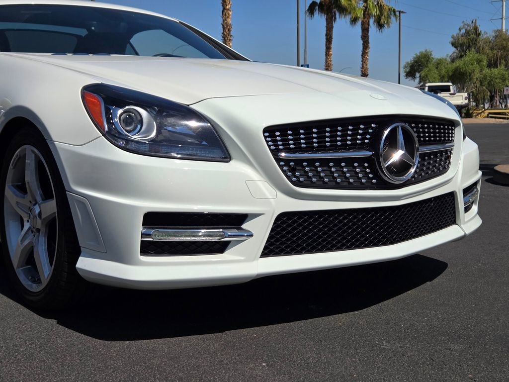 Used 2013 Mercedes-Benz SLK 350 image 8