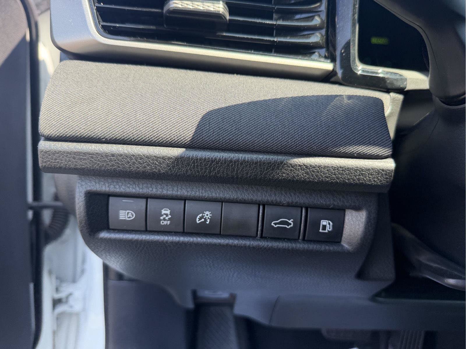 Used 2025 Toyota Camry LE FWD image 20