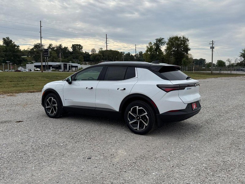 New 2026 Chevrolet Equinox EV LT video 3