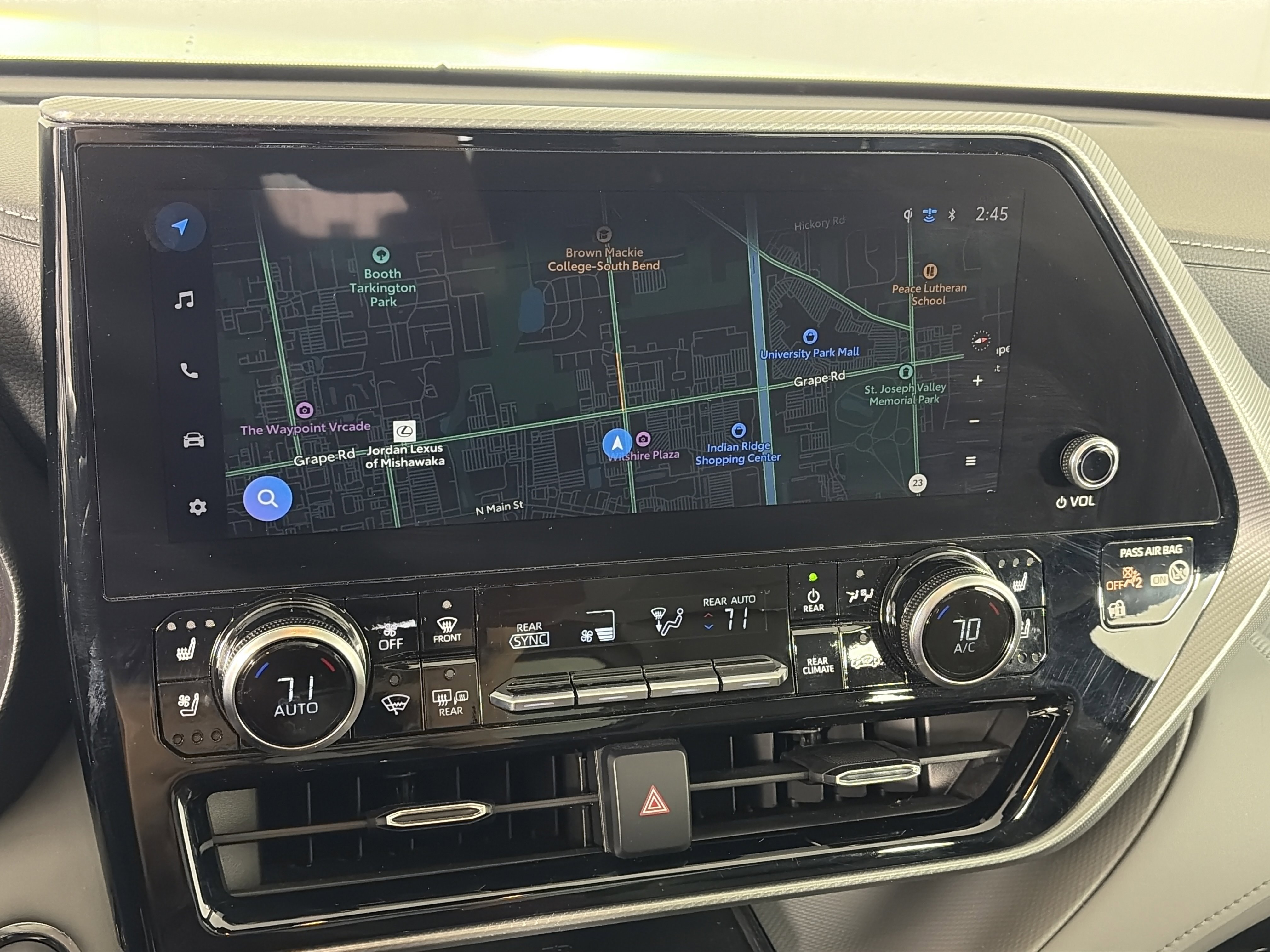 Used 2023 Toyota Highlander Platinum image 22