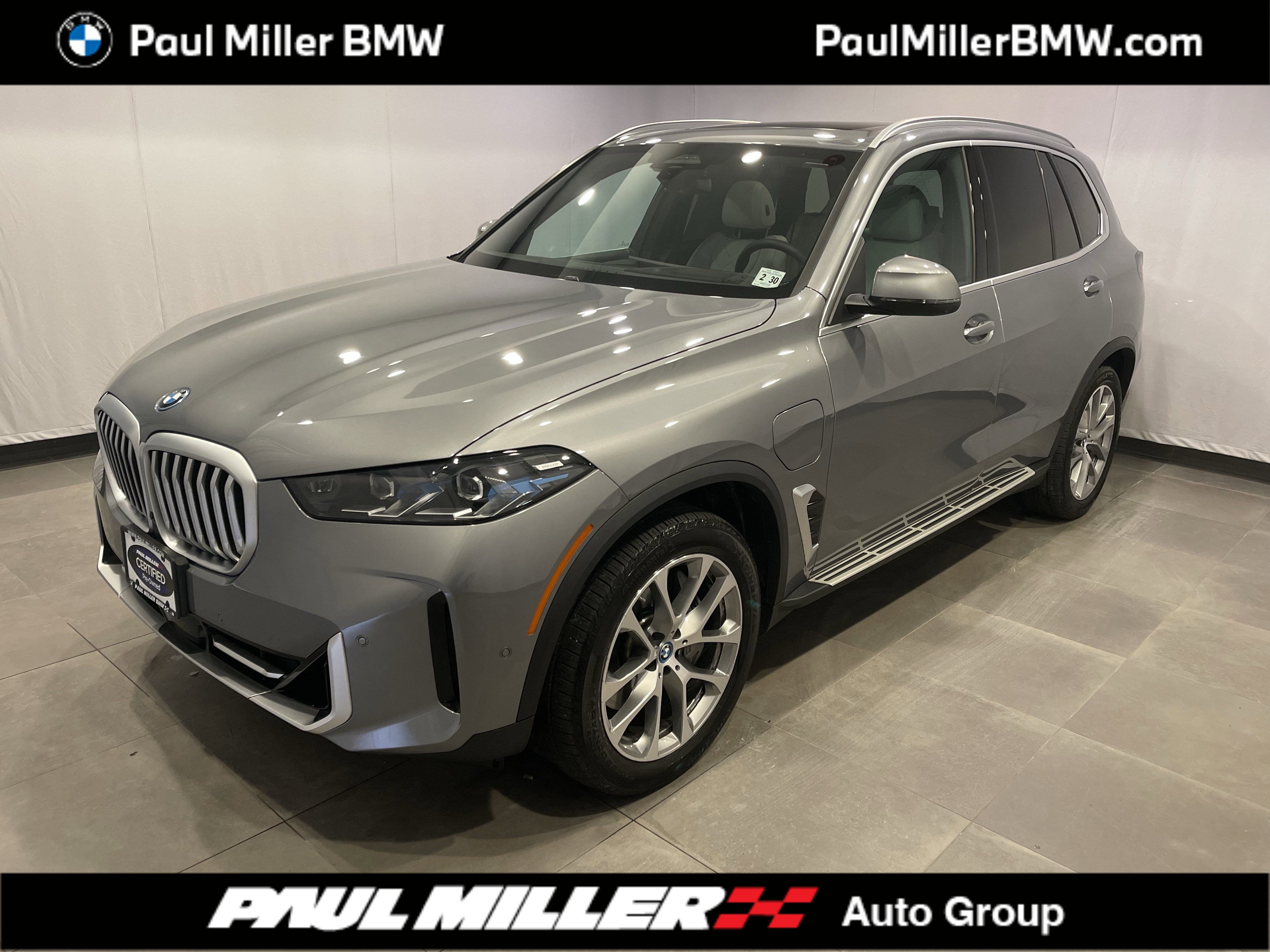 Used 2025 BMW X5 xDrive50e w/ Premium Package image 1