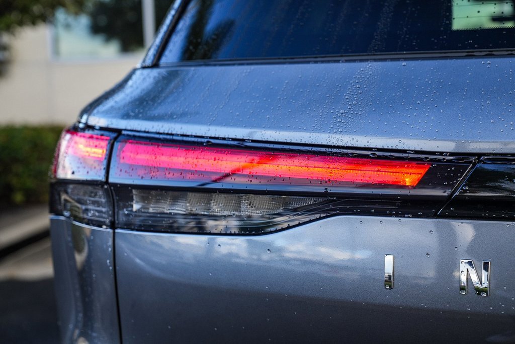 Certified 2025 INFINITI QX60 Pure image 7